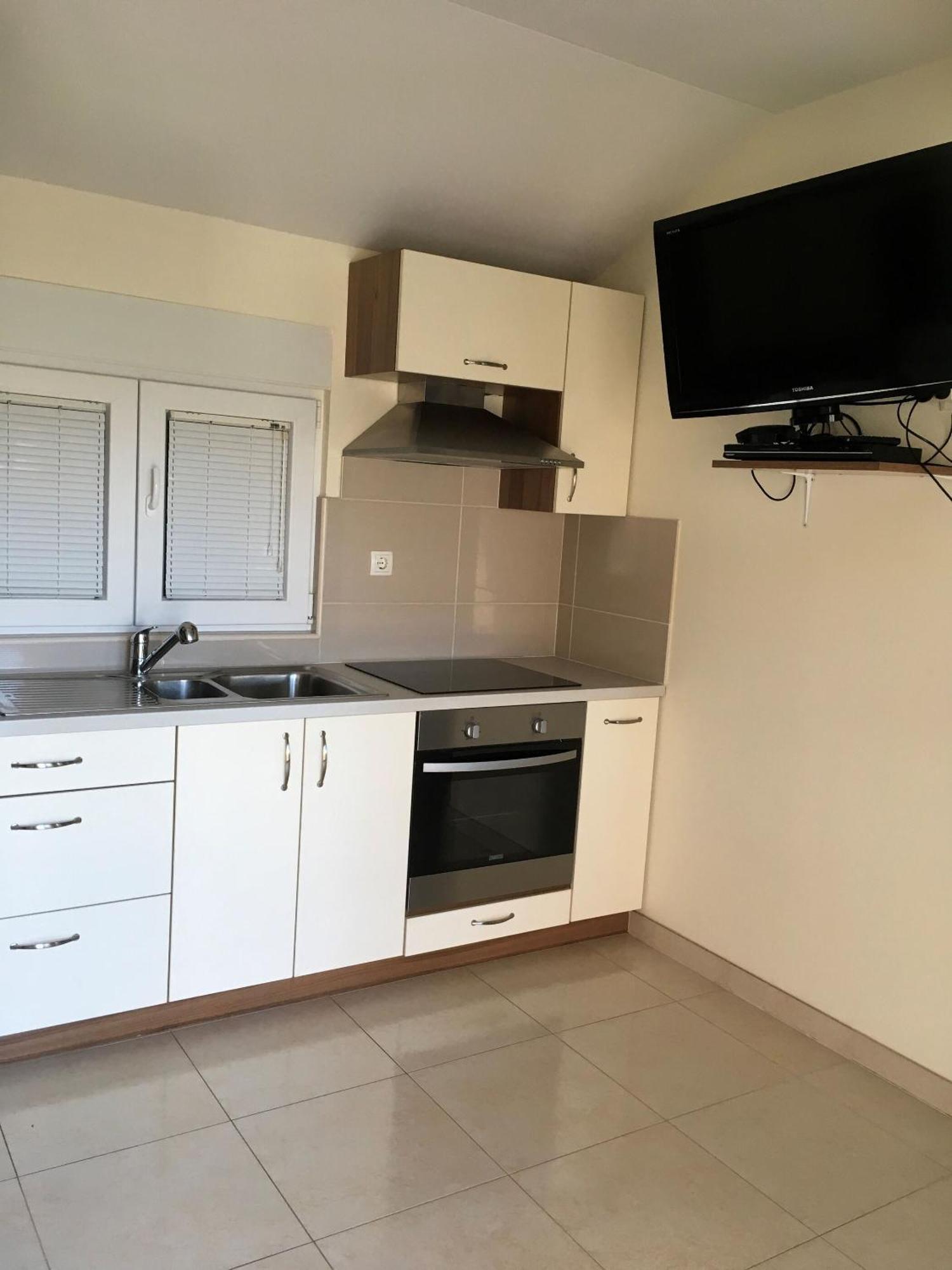 Apartments Lipovica Sukošan Buitenkant foto