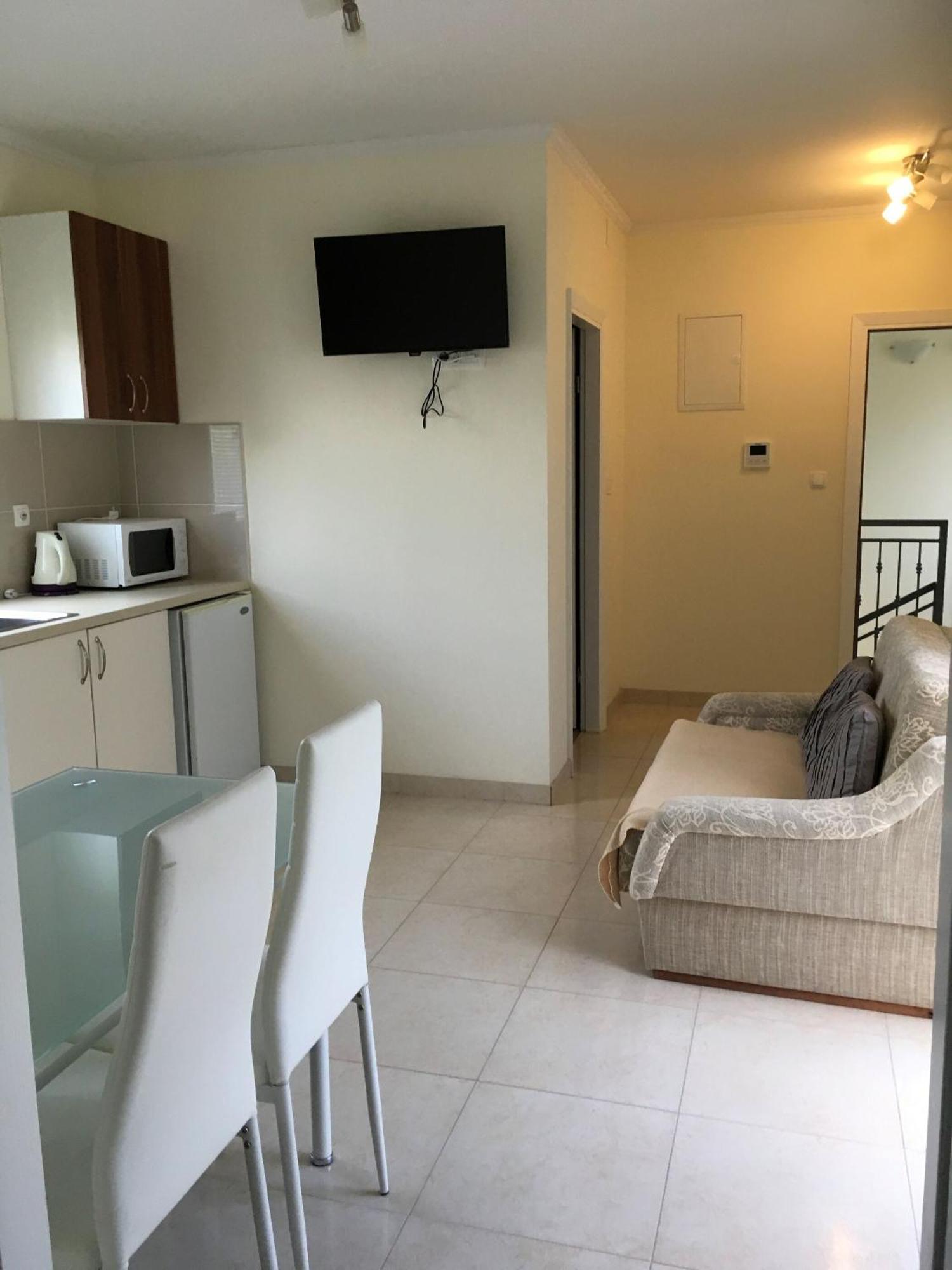 Apartments Lipovica Sukošan Buitenkant foto