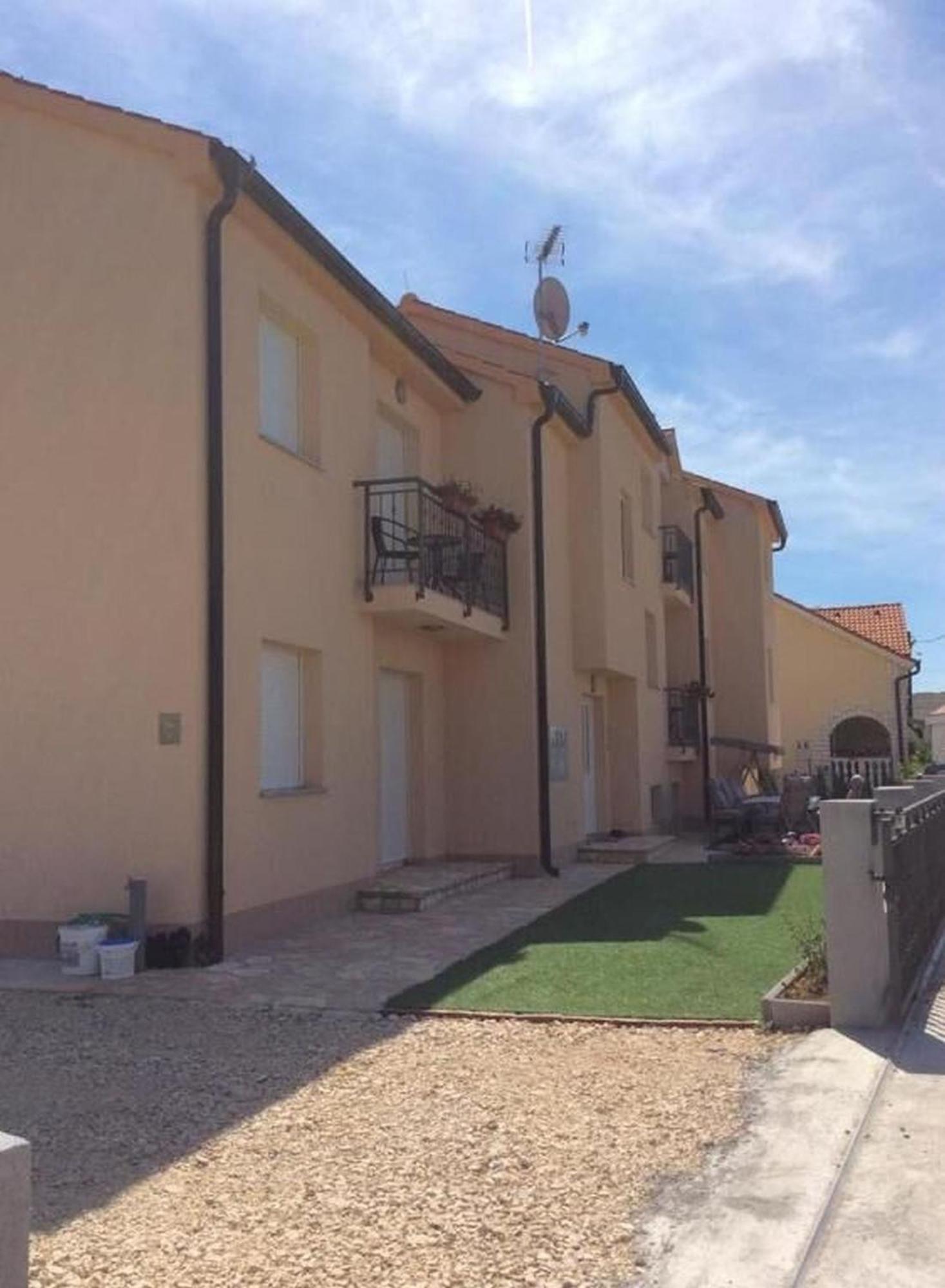 Apartments Lipovica Sukošan Buitenkant foto